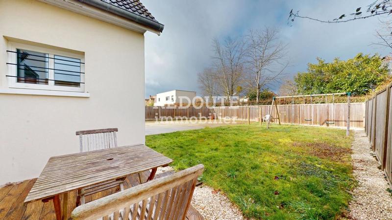 Maison - 203 m² - 7 pièces