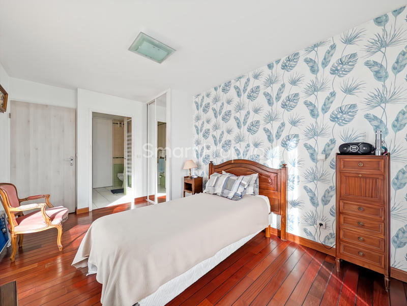 Appartement - 102 m² - 4 pièces