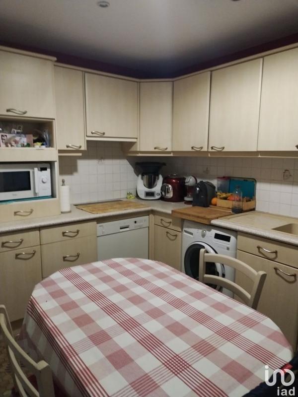 Local commercial - 82 m² - 4 pièces