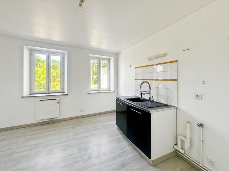 Maison - 250 m² - 10 pièces