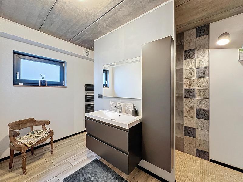 Pavillon - 185 m² - 8 pièces