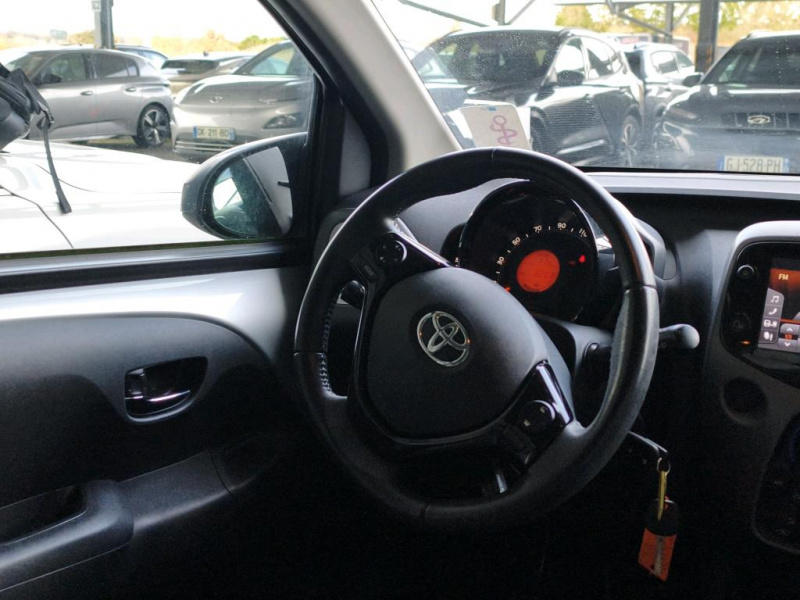 Toyota Aygo 1.0 Vtt i X Play 5 portes