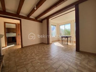 Maison - 88 m² - 3 pièces