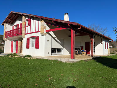 Maison - 152 m² - 6 pièces