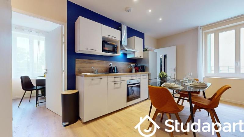 Chambre - 9 m² - 1 pièce