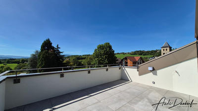 Appartement - 98 m² - 4 pièces