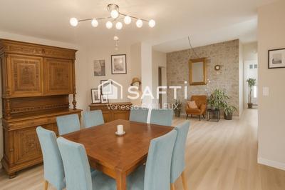 Maison - 166 m² - 6 pièces