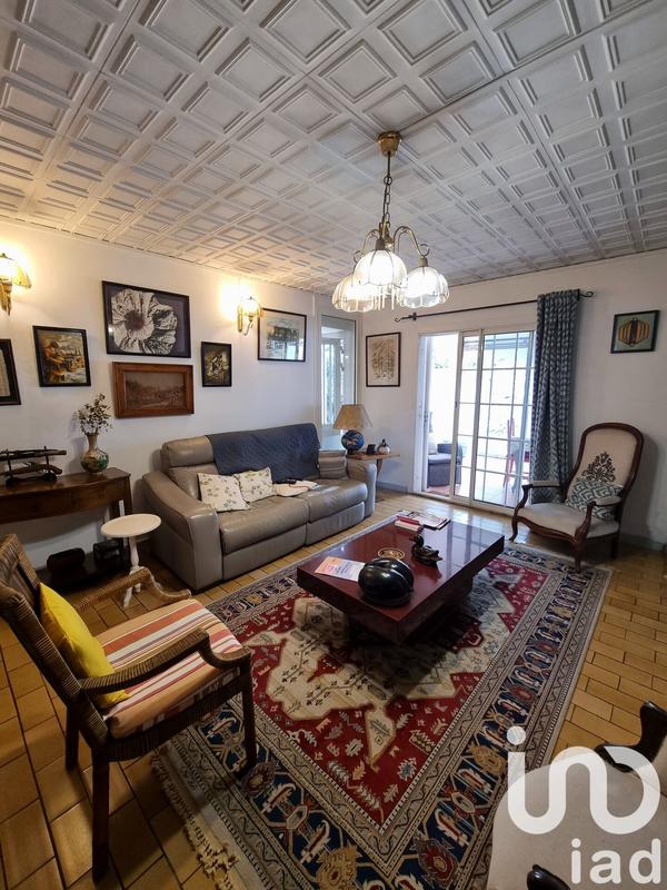 Maison - 200 m² - 6 pièces