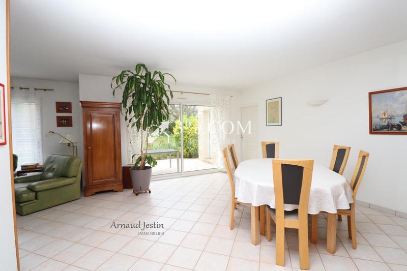Maison - 176 m² - 9 pièces