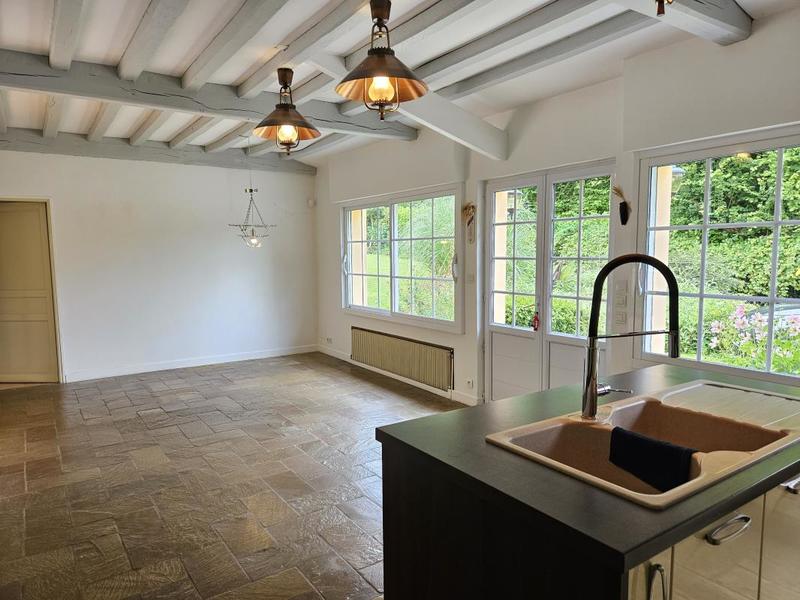 Maison - 167 m² - 6 pièces