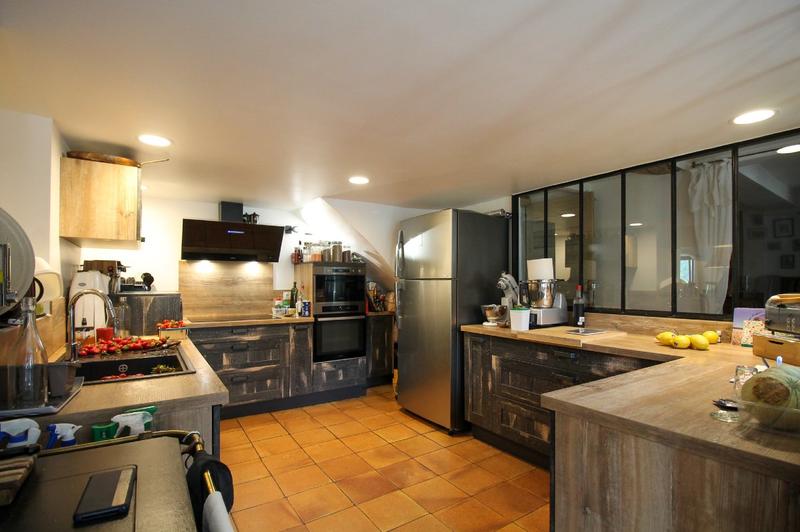 Mas - 364 m² - 13 pièces