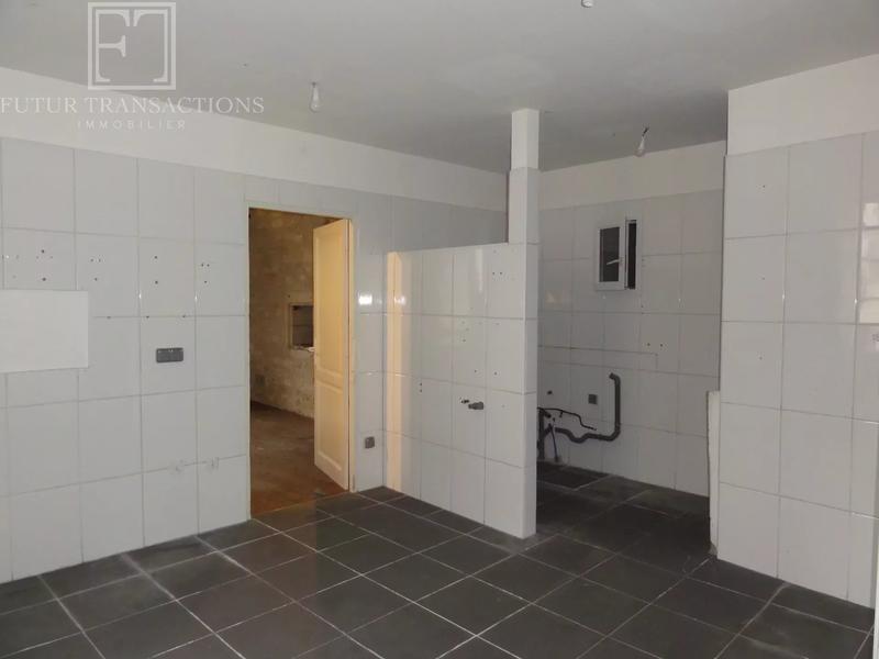 Local commercial - 95 m² - 4 pièces