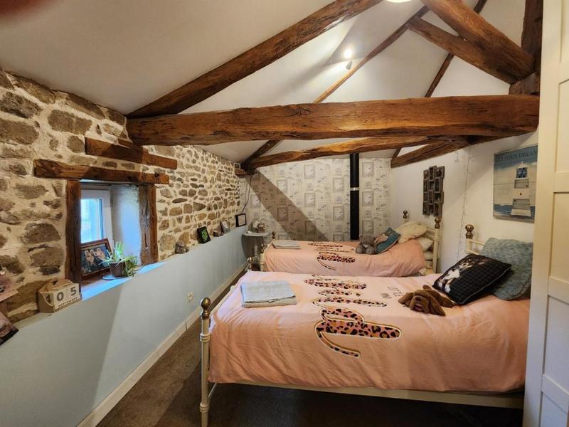 Propriété - 150 m² - 5 pièces