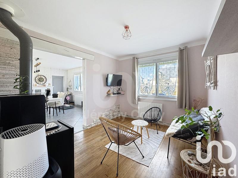 Maison - 98 m² - 5 pièces