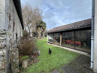 Maison - 144 m² - 6 pièces