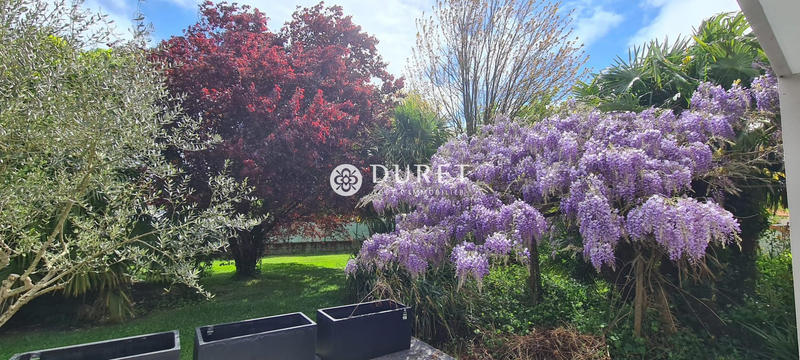 Maison - 163 m² - 8 pièces