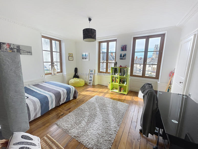 Duplex - 185 m² - 5 pièces