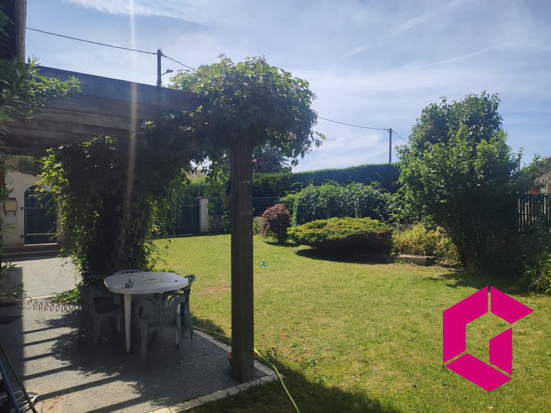 Villa - 178 m² - 9 pièces