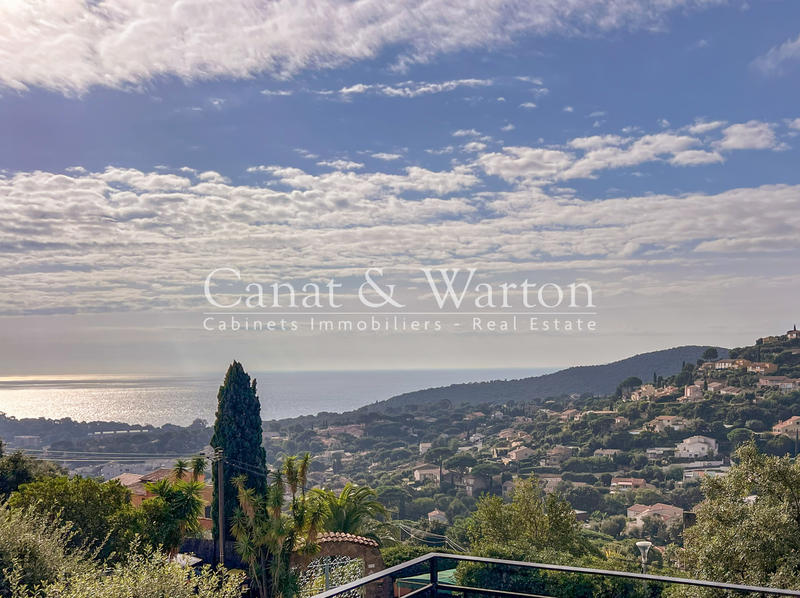 Villa - 220 m² - 7 pièces