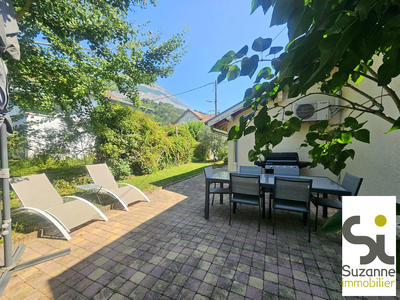 Maison - 138 m² - 6 pièces