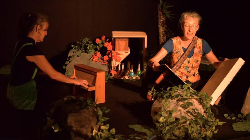 Spectacle musical &quot;Ému&quot; par la Cie l'Ibis à coulisse