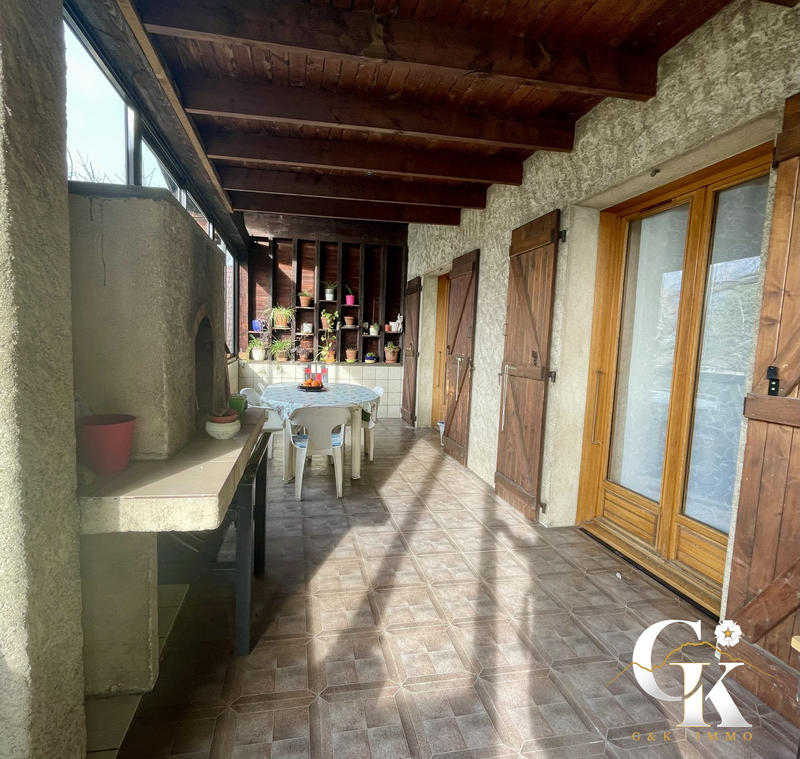 Maison - 158 m² - 6 pièces