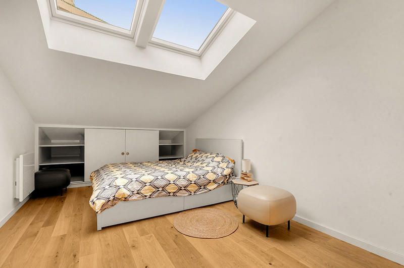 Appartement - 93 m² - 4 pièces