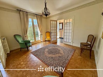 Maison - 145 m² - 7 pièces