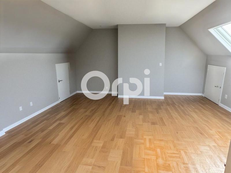 Maison - 96 m² - 5 pièces