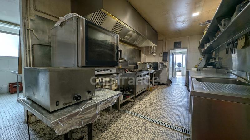 Fonds de commerce - 320 m²