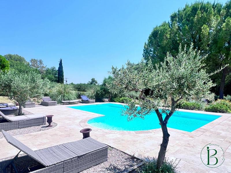 Villa - 117 m² - 6 pièces