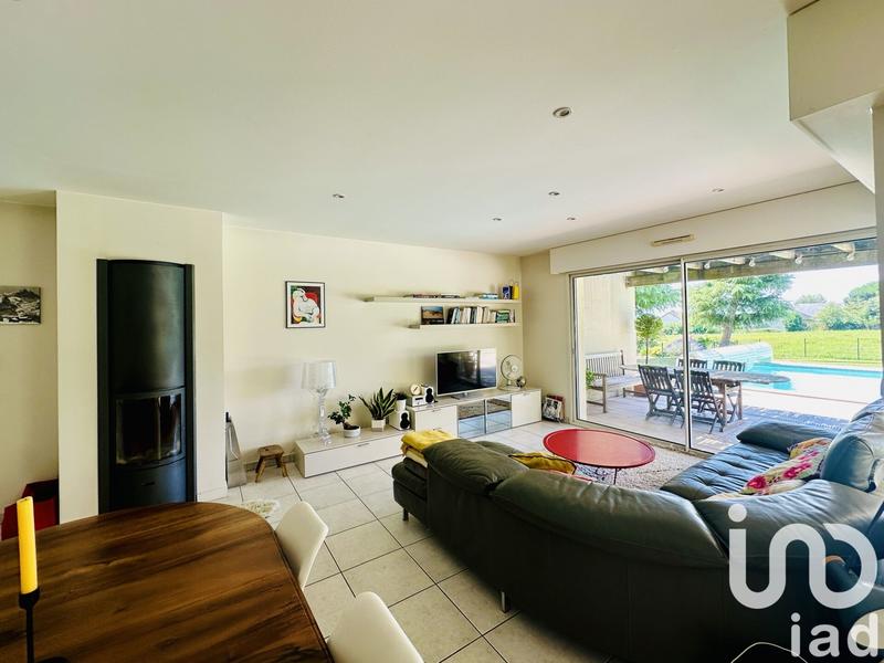 Maison - 181 m² - 6 pièces