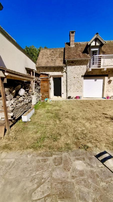 Corps de ferme - 300 m² - 7 pièces