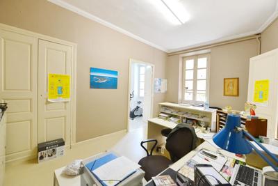 Appartement - 120 m² - 5 pièces