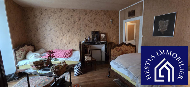 Maison ancienne - 221 m² - 11 pièces