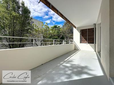 Appartement - 70 m² - 3 pièces