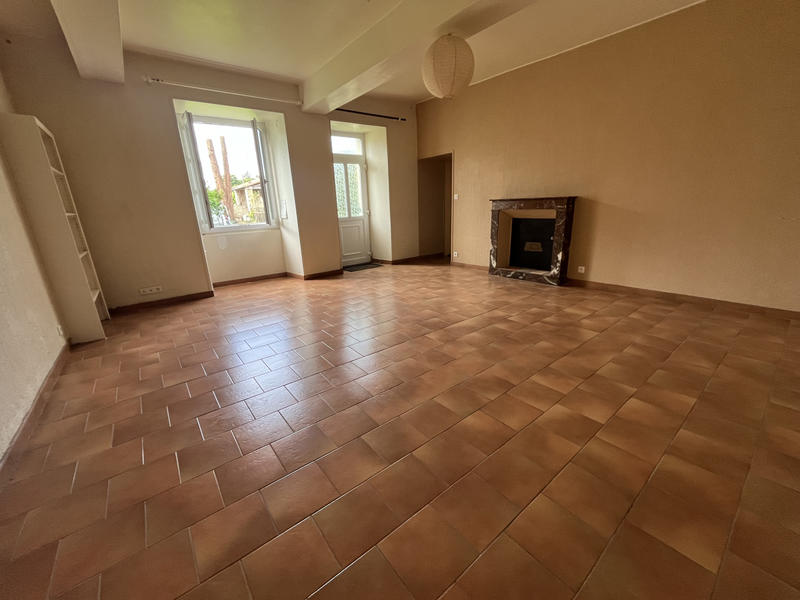 Maison - 206 m² - 5 pièces