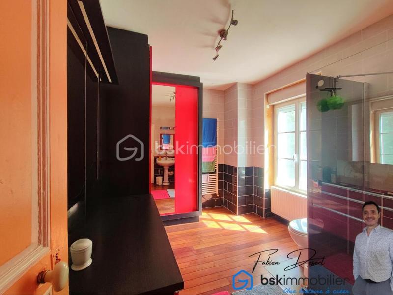 Corps de ferme - 190 m² - 8 pièces