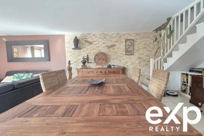 Maison - 171 m² - 6 pièces