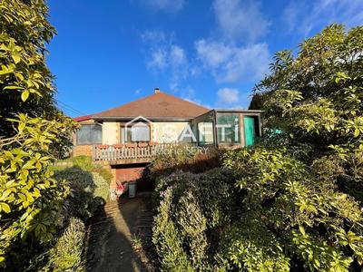 Maison - 93 m² - 4 pièces