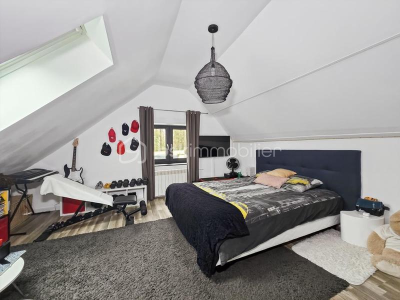 Pavillon - 150 m² - 6 pièces