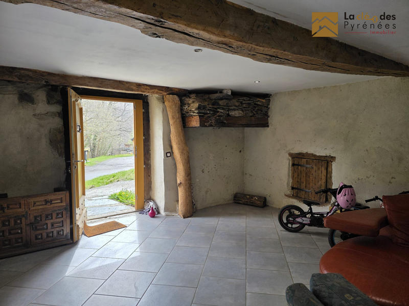 Maison ancienne - 111 m² - 3 pièces