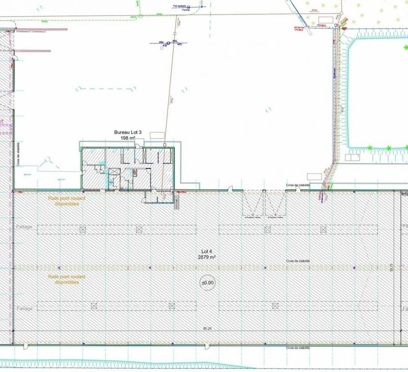 Entrepôt - 3 077 m²