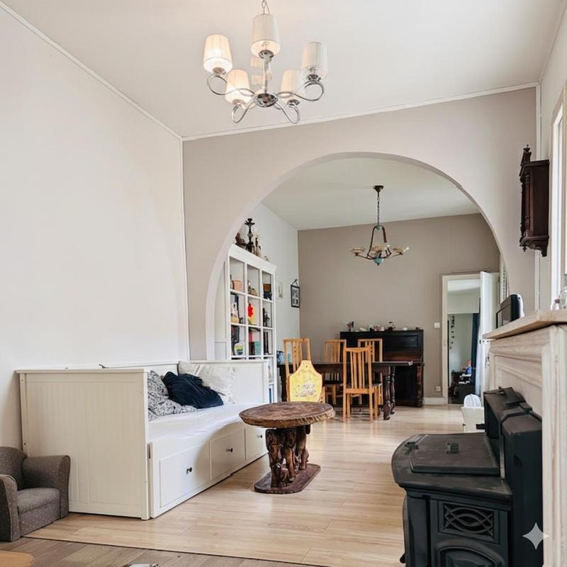 Maison - 104 m² - 5 pièces