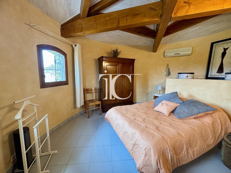 Villa - 172 m² - 5 pièces
