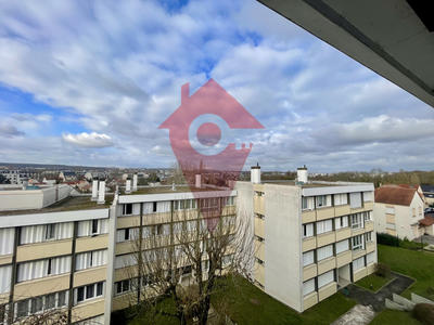 Appartement - 84 m² - 4 pièces