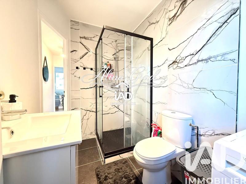 Appartement - 80 m² - 5 pièces