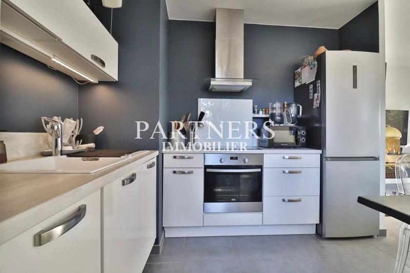 Appartement - 57 m² - 2 pièces