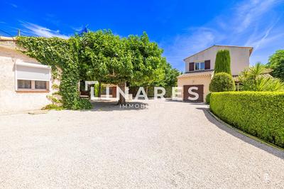 Maison - 190 m² - 5 pièces