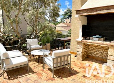 Maison - 163 m² - 5 pièces